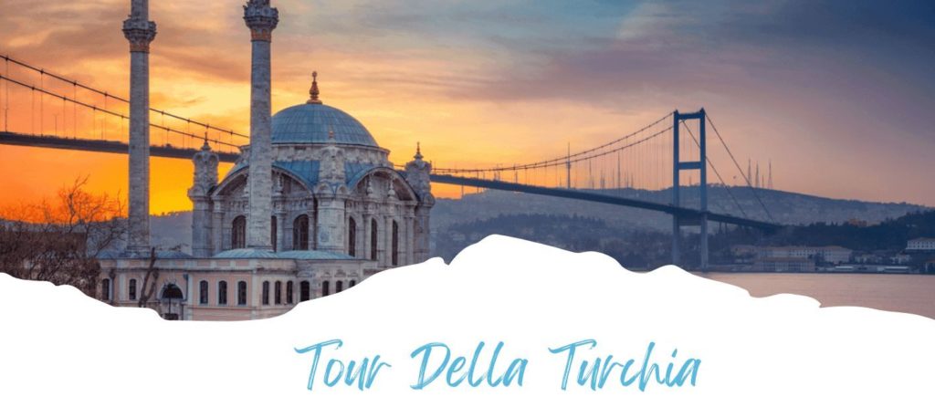 TOUR DELLA TURCHIA - 8 GIORNI / 7 NOTTI
 Ogni Domenica tra il 06/04/2025 e il 02/11/2025 da 919 Euro 
Fare un viaggio in Turchia è un’esperienza indimenticabile, per il patrimonio storico, per i suoi abitanti molto ospitali e calorosi, la cucina è ottima e le città sono ricche di magnifici palazzi. Un fascino unico e magico avvolge la Turchia, un paese dai mille volti, una terra che unisce memorie storiche, archeologiche di grande interesse e bellezze naturali uniche collocata in una straordinaria posizione, a cavallo fra Europa e Asia, tra Occidente e Oriente.