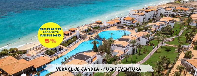 VERACLUB EMERALD LAGOON - MARSA ALAM - da 715 Euro 
Una spiaggia in stile maldiviano, o forse caraibica, dove capita di incontrare cammelli o dromedari. L’acqua è cristallina e assume un colore particolare a contatto con la sabbia bianca